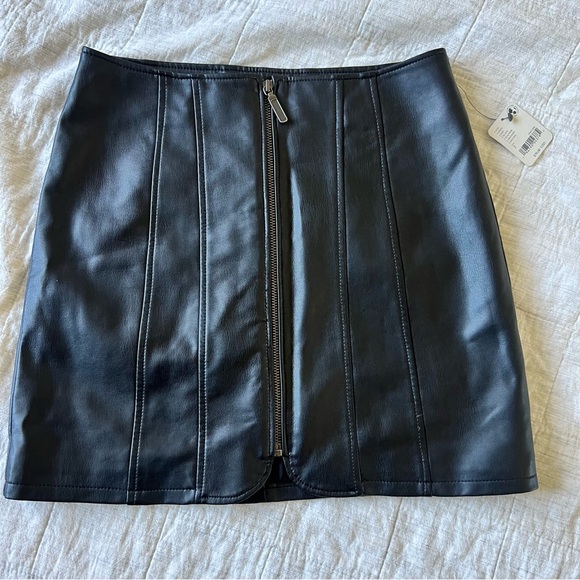 Free People Dresses & Skirts - Free People Black Mini Skirt